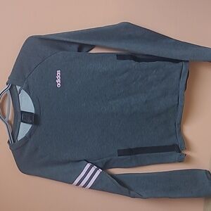 Small women's adidas Sweatshirt